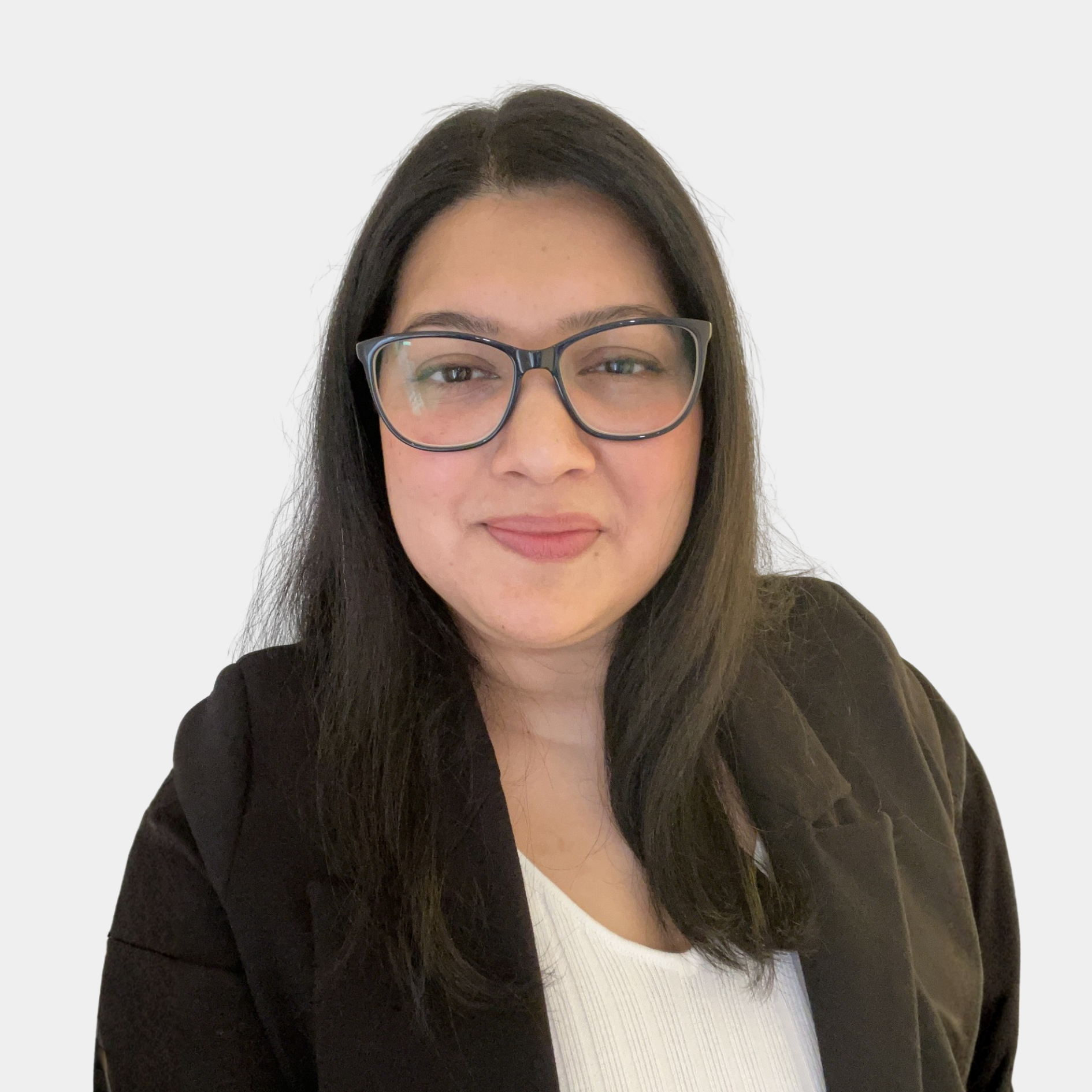 Izzy Dsouza Staff Profile Image